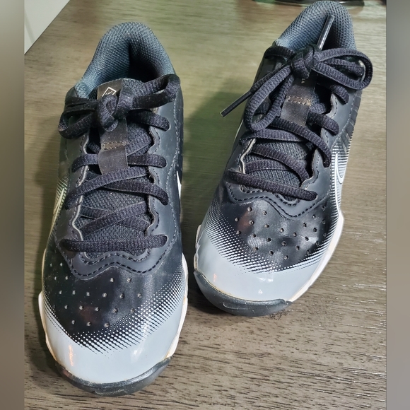 Nike Diamond Size 1Y Boys Baseball Cleats - Picture 1 of 6